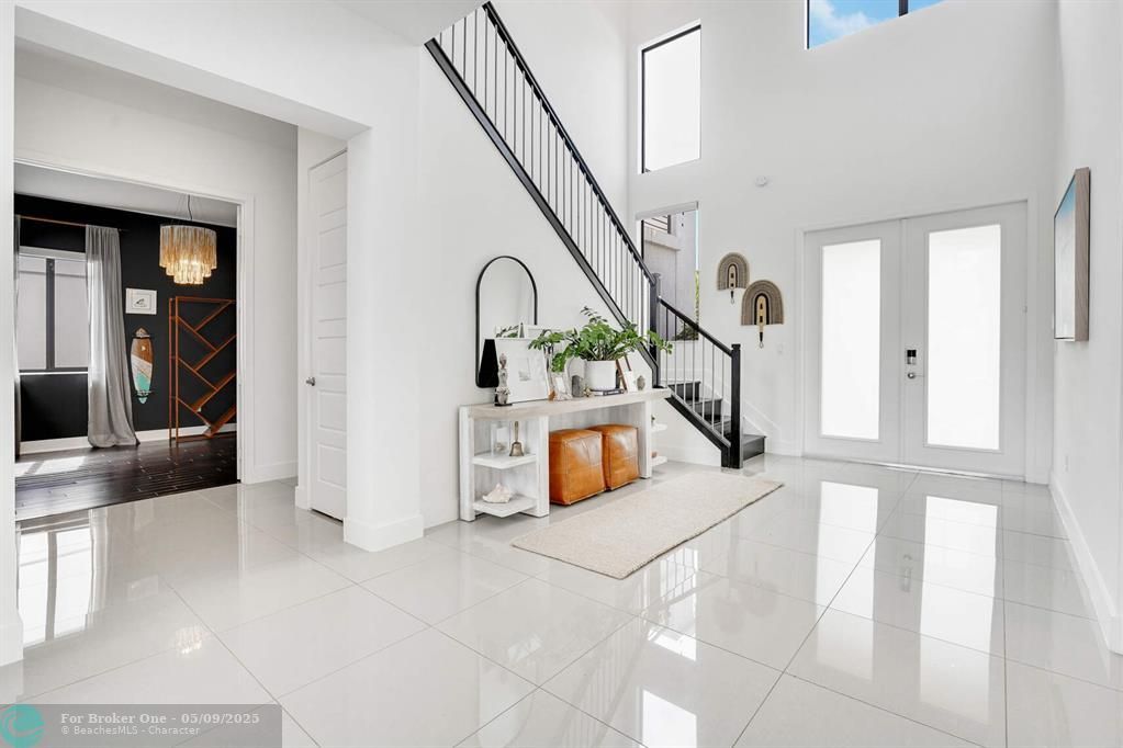 For Rent: $9,500 (6 beds, 7 baths, 4622 Square Feet)