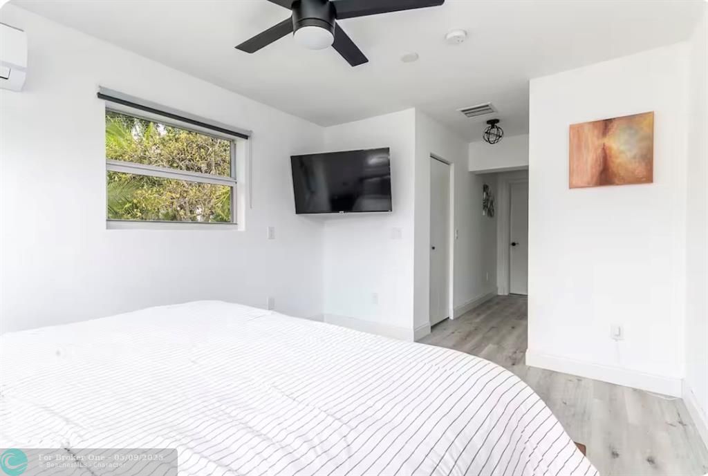 For Rent: $5,500 (3 beds, 2 baths, 0 Square Feet)