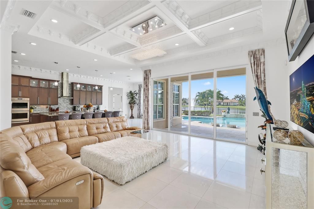 For Sale: $2,695,000 (4 beds, 4 baths, 5221 Square Feet)