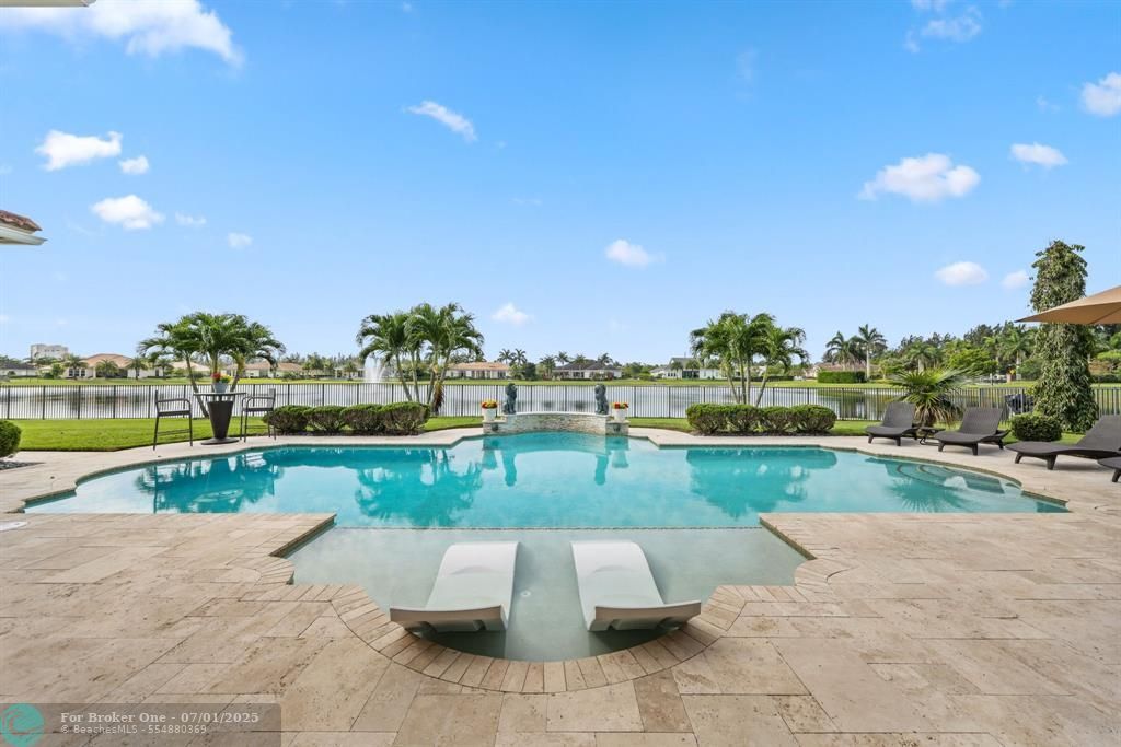 For Sale: $2,695,000 (4 beds, 4 baths, 5221 Square Feet)