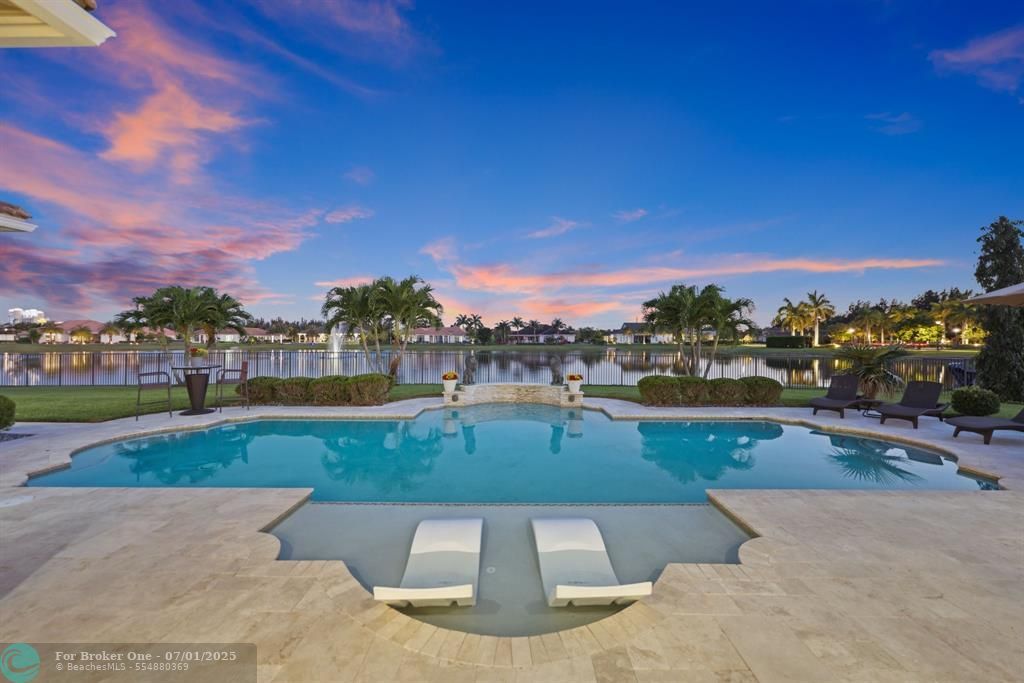 For Sale: $2,695,000 (4 beds, 4 baths, 5221 Square Feet)