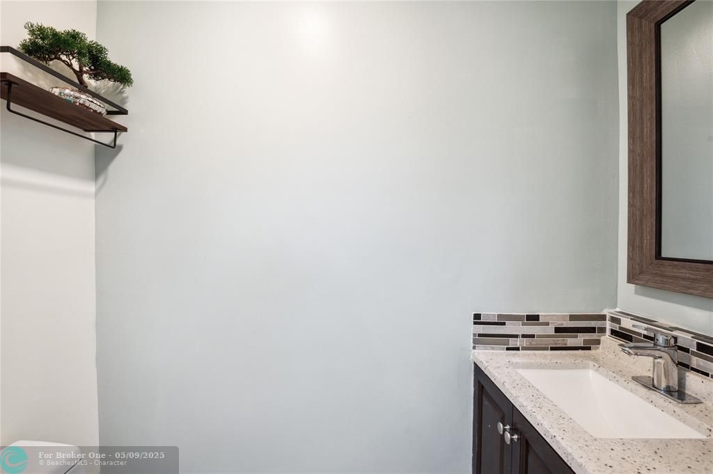 For Sale: $325,000 (4 beds, 2 baths, 1500 Square Feet)
