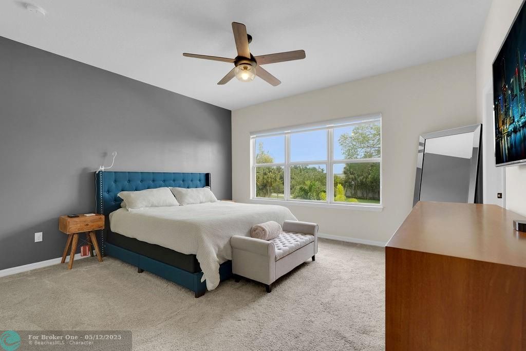 For Sale: $947,000 (3 beds, 2 baths, 2220 Square Feet)