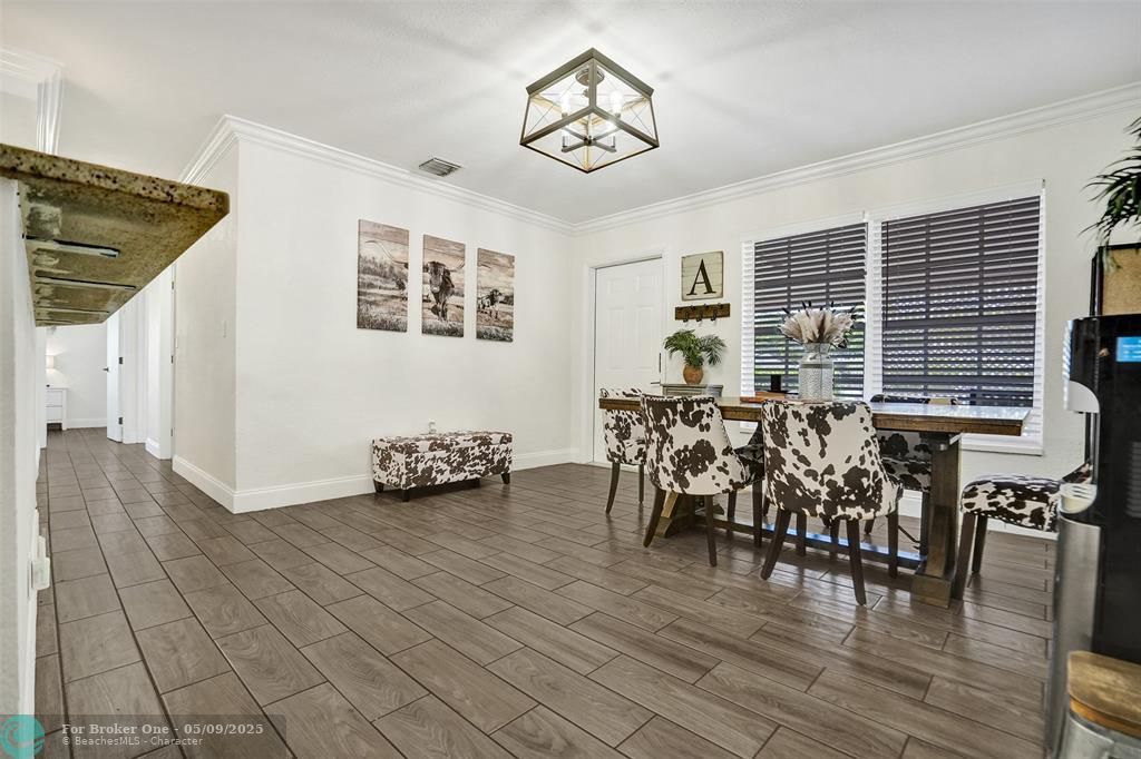 For Sale: $529,000 (3 beds, 2 baths, 1520 Square Feet)