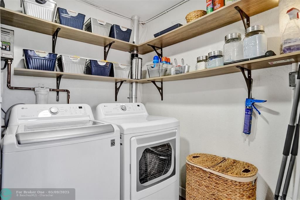 For Sale: $529,000 (3 beds, 2 baths, 1520 Square Feet)