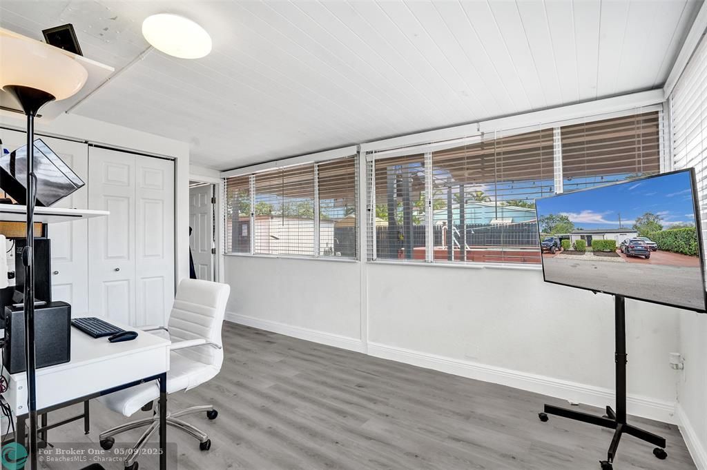 For Sale: $529,000 (3 beds, 2 baths, 1520 Square Feet)