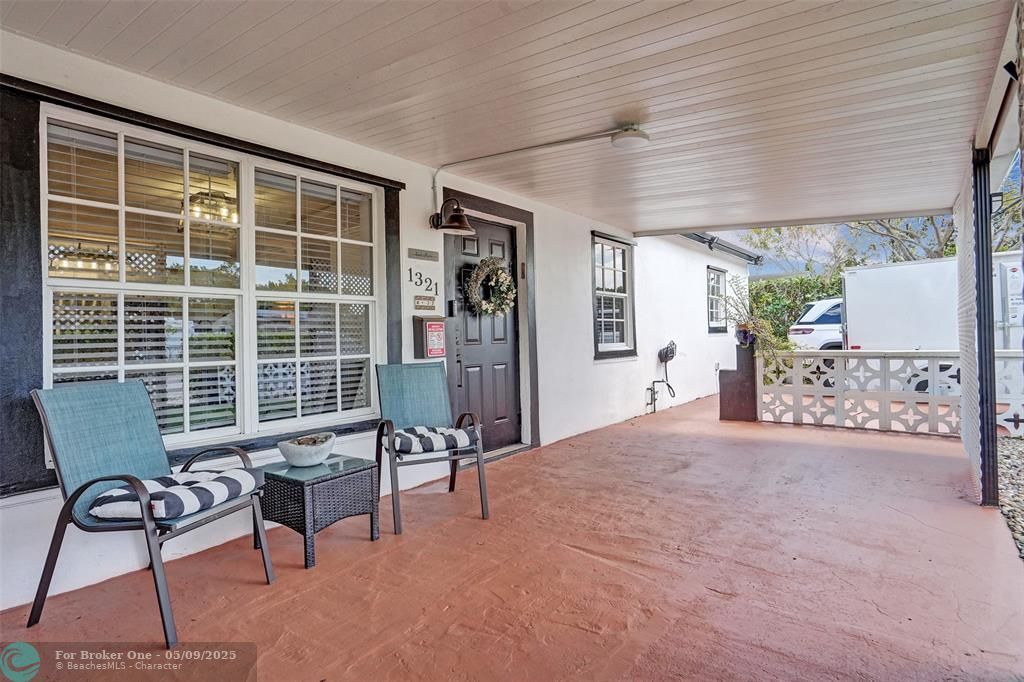 For Sale: $529,000 (3 beds, 2 baths, 1520 Square Feet)