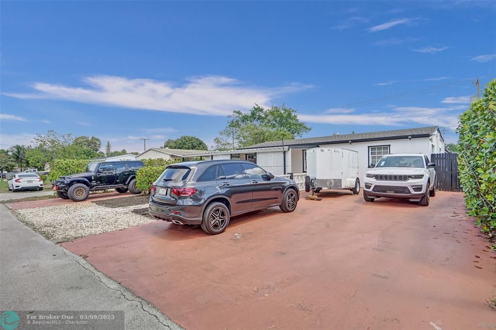 For Sale: $529,000 (3 beds, 2 baths, 1520 Square Feet)