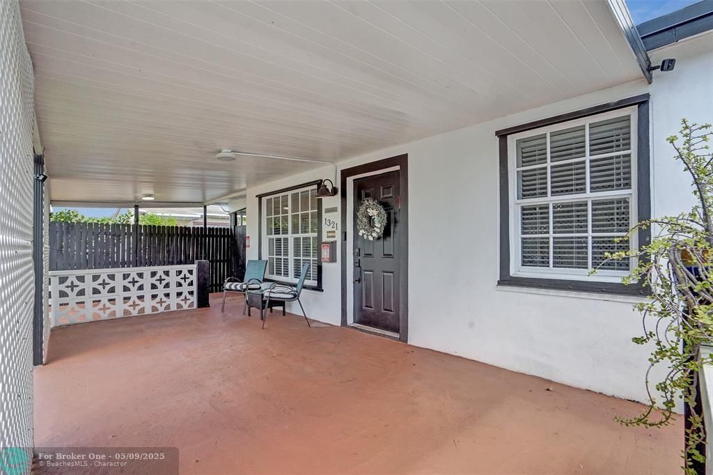 For Sale: $529,000 (3 beds, 2 baths, 1520 Square Feet)