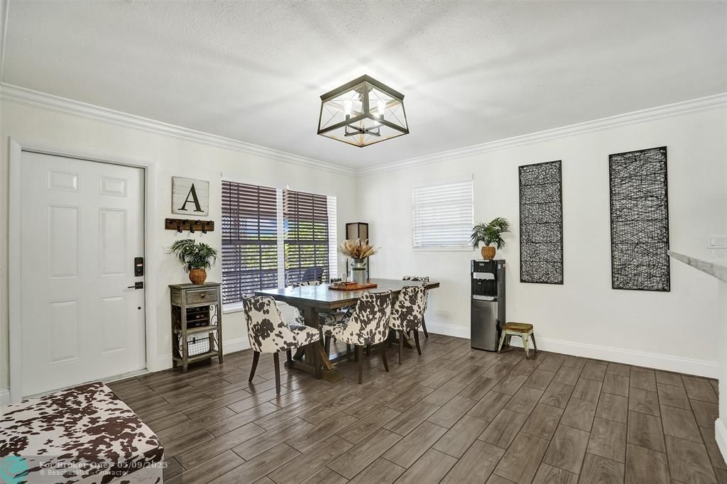 For Sale: $529,000 (3 beds, 2 baths, 1520 Square Feet)