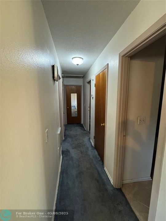 For Sale: $255,000 (3 beds, 2 baths, 1180 Square Feet)