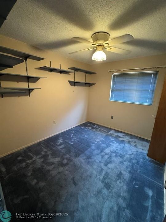 For Sale: $255,000 (3 beds, 2 baths, 1180 Square Feet)
