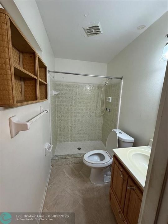 For Sale: $255,000 (3 beds, 2 baths, 1180 Square Feet)