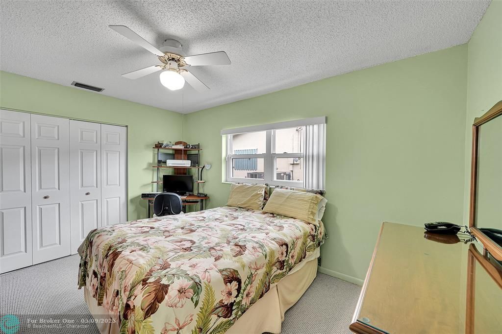 For Sale: $545,000 (3 beds, 2 baths, 1618 Square Feet)