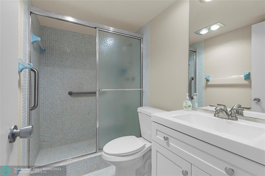 For Rent: $2,000 (2 beds, 2 baths, 1150 Square Feet)