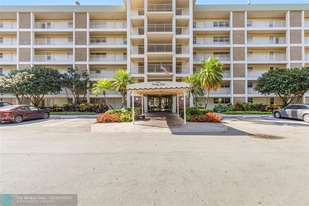 For Rent: $2,000 (2 beds, 2 baths, 1150 Square Feet)
