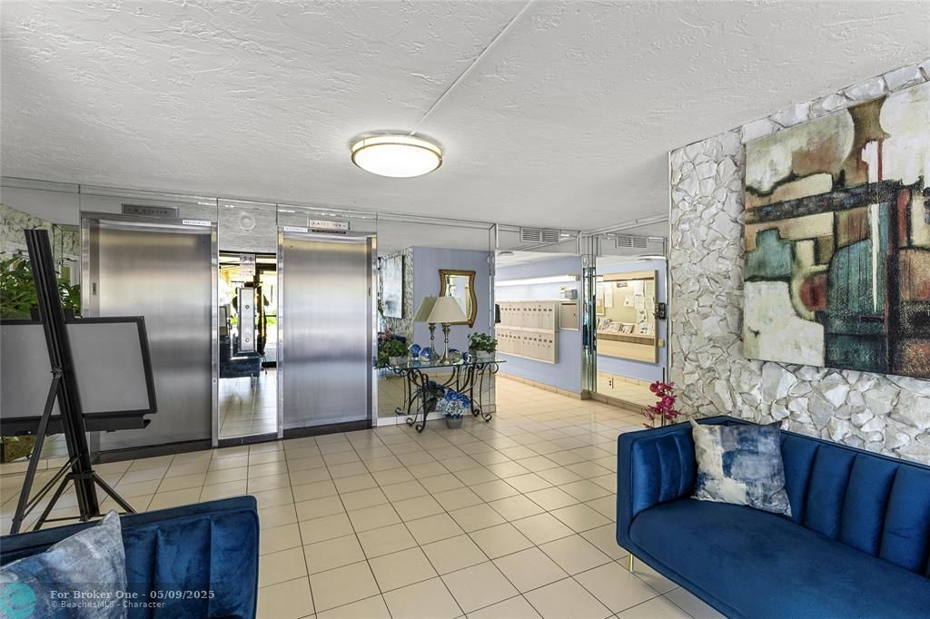 For Rent: $2,000 (2 beds, 2 baths, 1150 Square Feet)