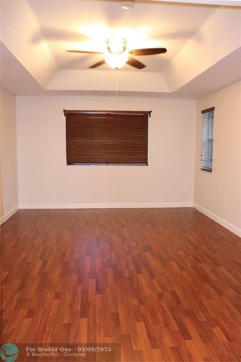 For Rent: $3,995 (4 beds, 2 baths, 2497 Square Feet)
