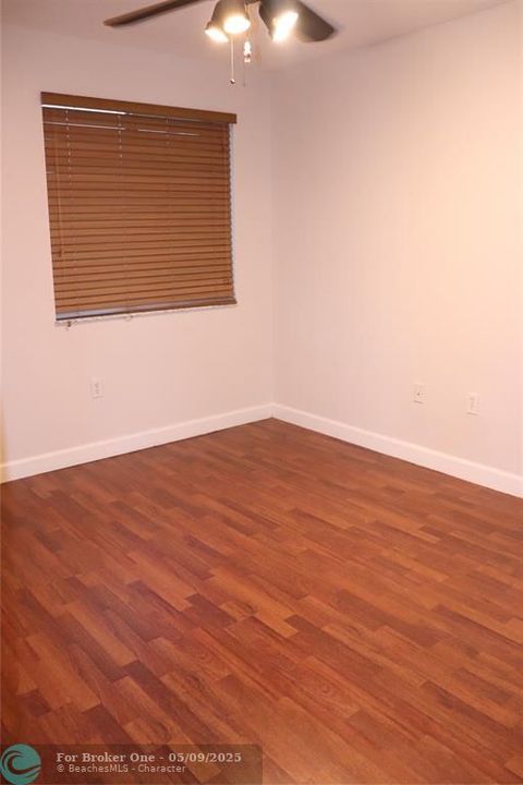 For Rent: $3,995 (4 beds, 2 baths, 2497 Square Feet)