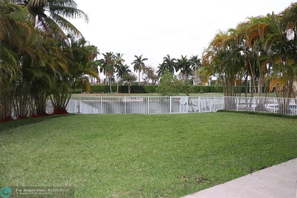For Rent: $3,995 (4 beds, 2 baths, 2497 Square Feet)