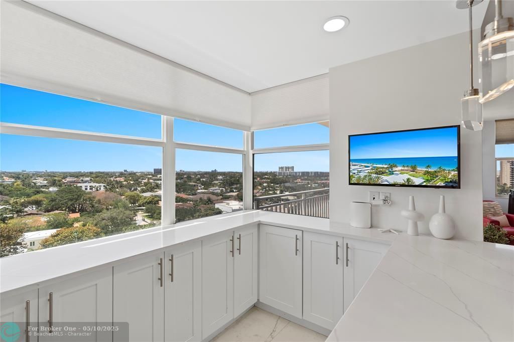 For Sale: $774,777 (2 beds, 2 baths, 1540 Square Feet)