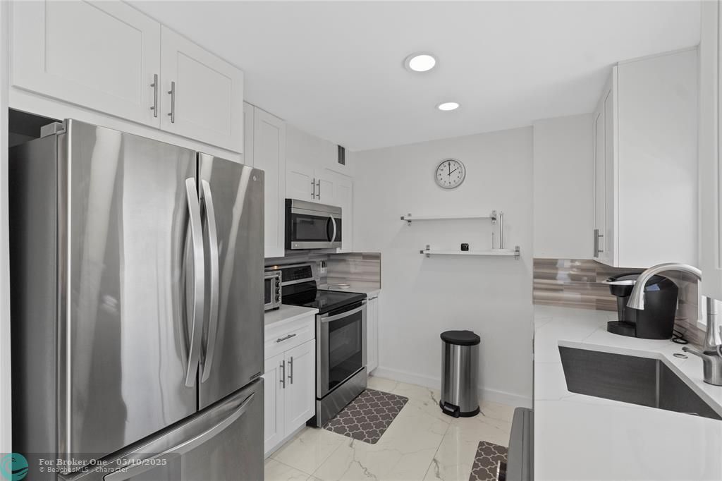 For Sale: $774,777 (2 beds, 2 baths, 1540 Square Feet)