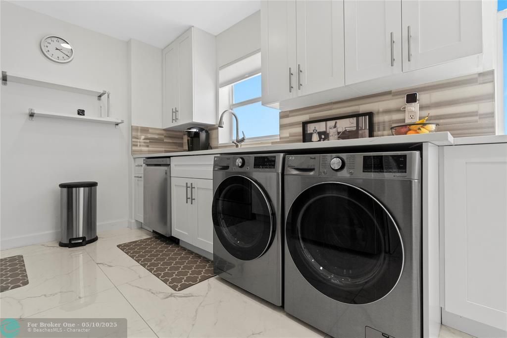 For Sale: $774,777 (2 beds, 2 baths, 1540 Square Feet)