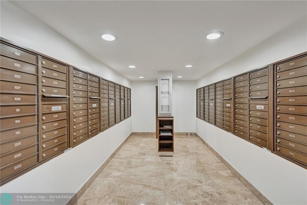 For Sale: $774,777 (2 beds, 2 baths, 1540 Square Feet)