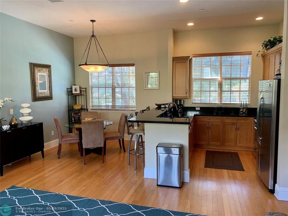 For Rent: $6,500 (3 beds, 4 baths, 2032 Square Feet)