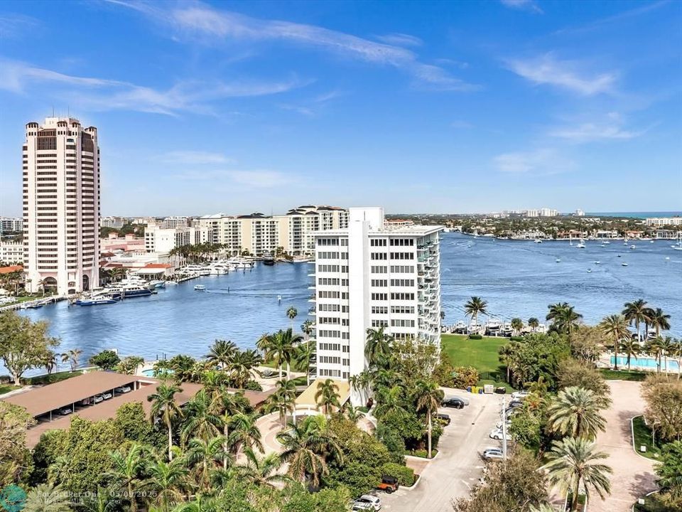 For Sale: $1,119,000 (2 beds, 2 baths, 1284 Square Feet)