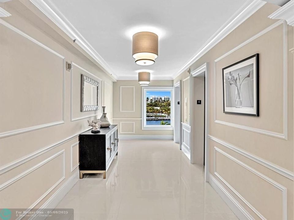 For Sale: $1,119,000 (2 beds, 2 baths, 1284 Square Feet)