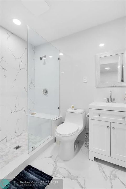 For Sale: $845,000 (5 beds, 4 baths, 1763 Square Feet)