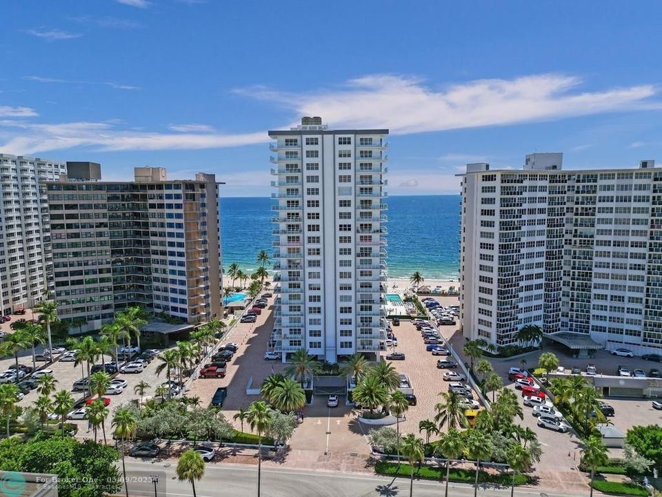 For Sale: $699,999 (2 beds, 2 baths, 1787 Square Feet)