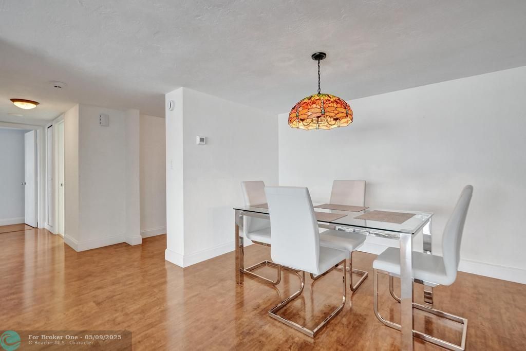 For Sale: $699,999 (2 beds, 2 baths, 1787 Square Feet)