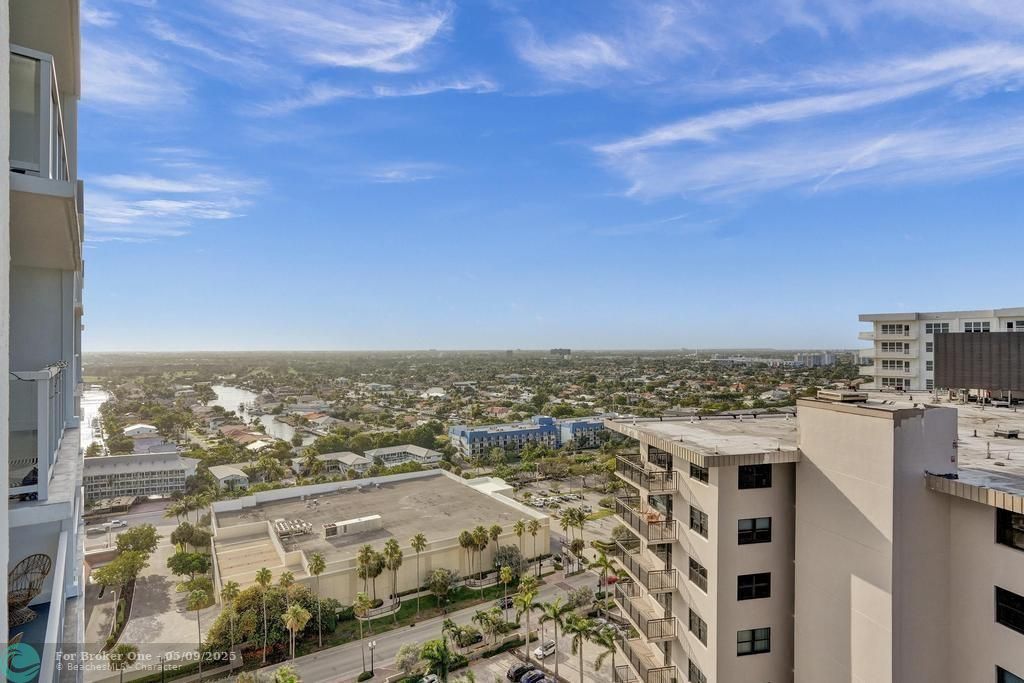 For Sale: $699,999 (2 beds, 2 baths, 1787 Square Feet)