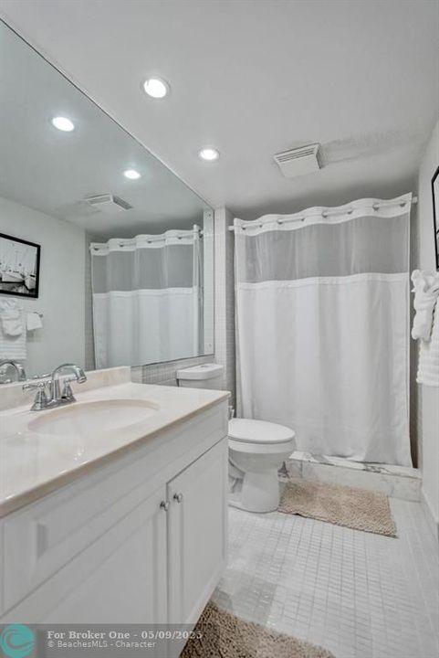 For Sale: $699,999 (2 beds, 2 baths, 1787 Square Feet)