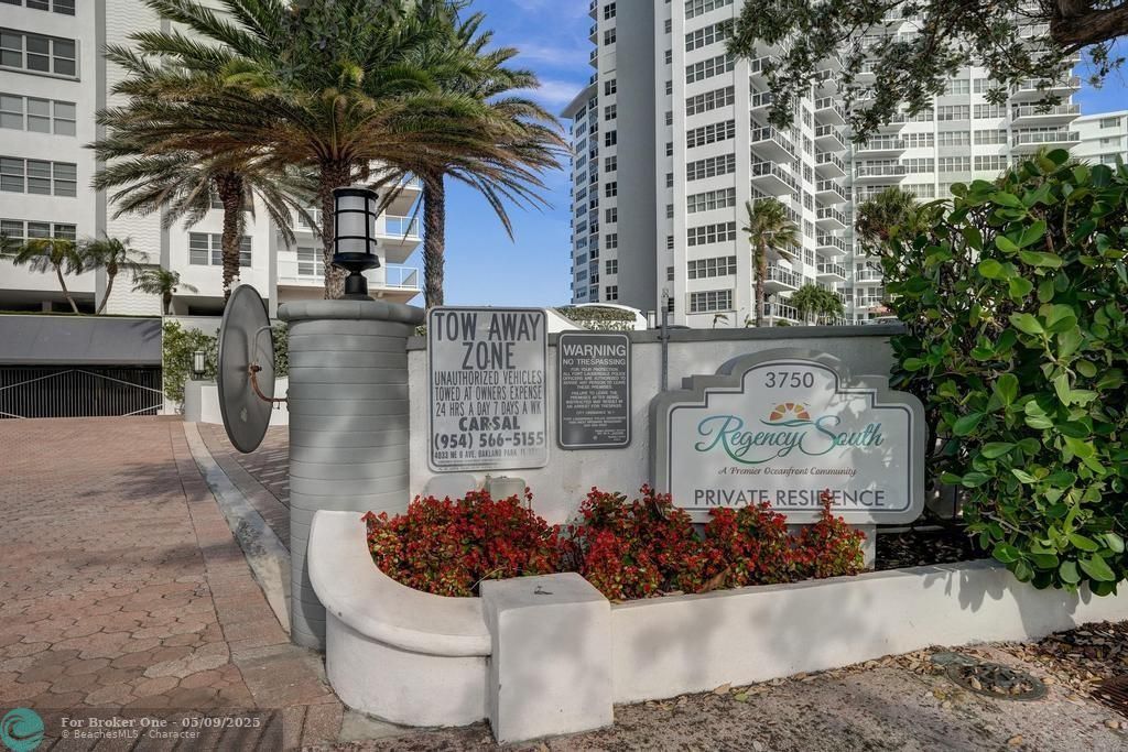 For Sale: $699,999 (2 beds, 2 baths, 1787 Square Feet)