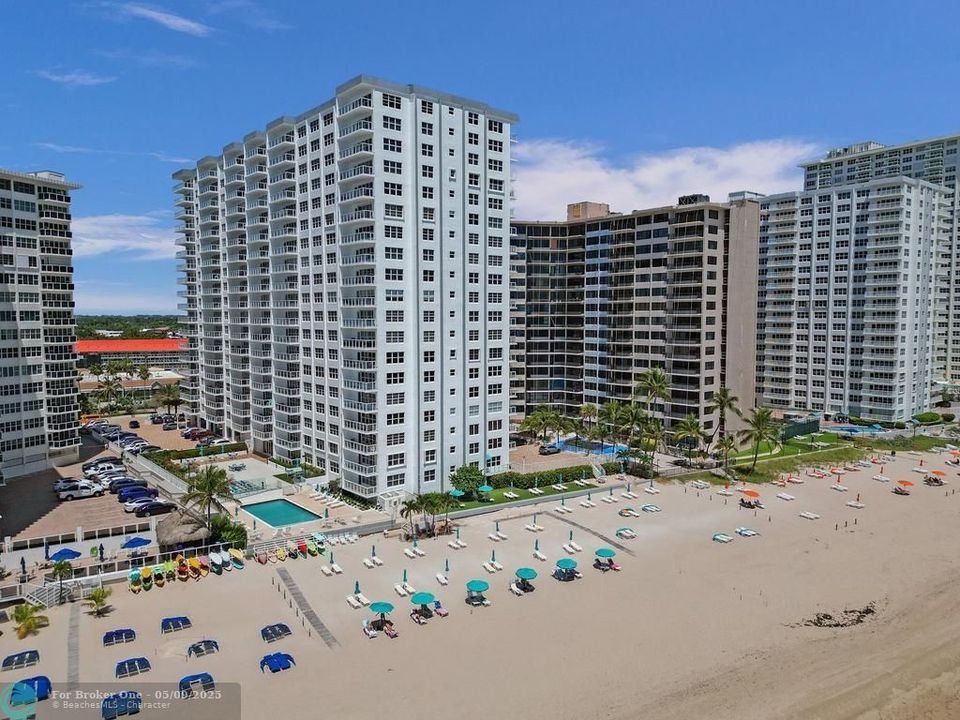 For Sale: $699,999 (2 beds, 2 baths, 1787 Square Feet)