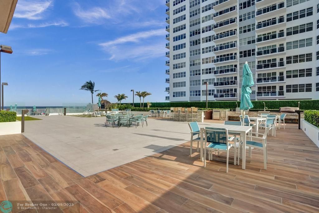 For Sale: $699,999 (2 beds, 2 baths, 1787 Square Feet)