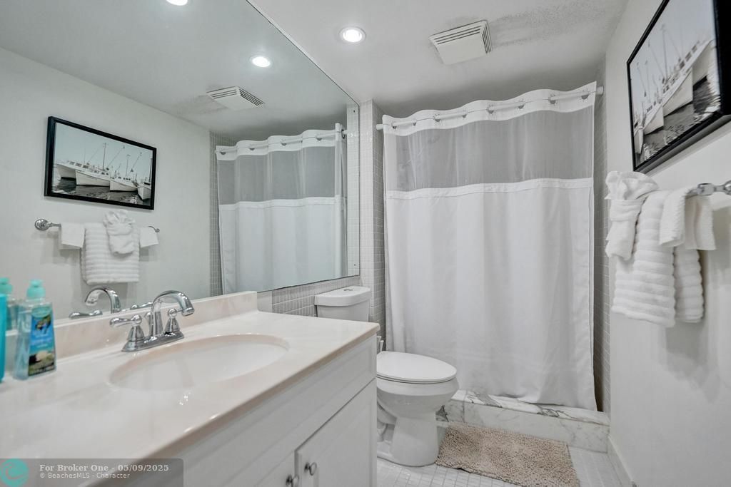 For Sale: $699,999 (2 beds, 2 baths, 1787 Square Feet)