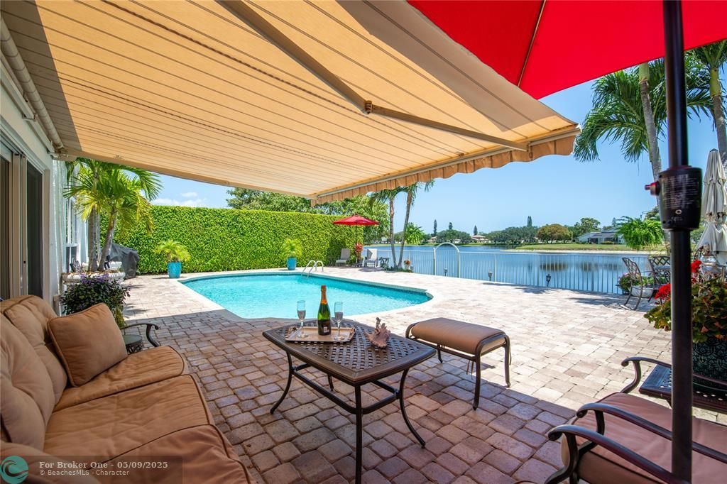 For Sale: $688,000 (3 beds, 2 baths, 1790 Square Feet)