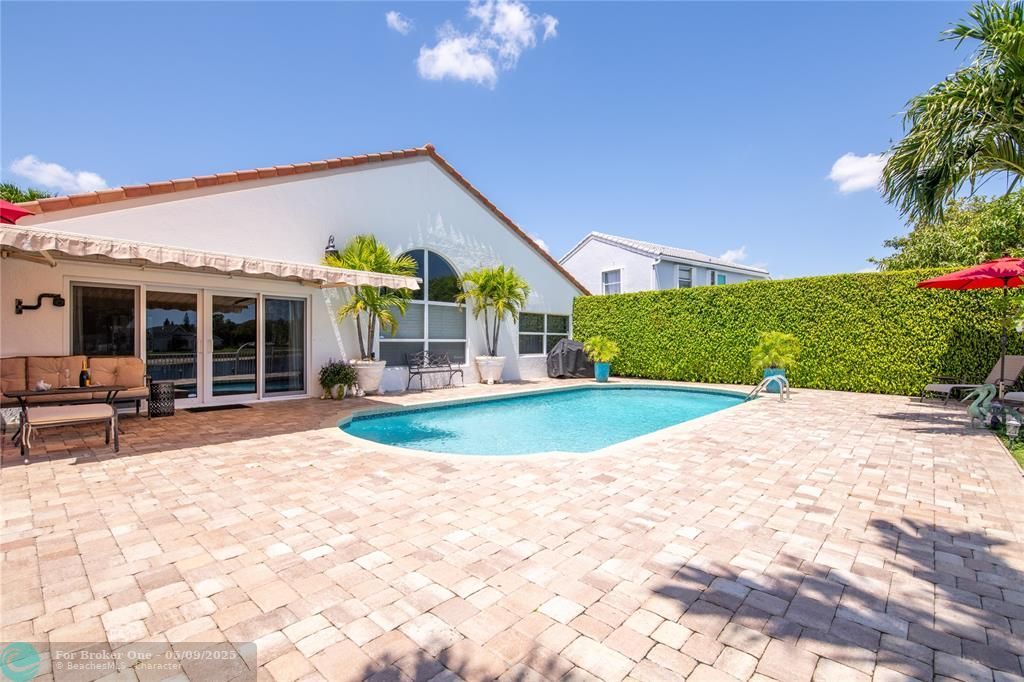 For Sale: $688,000 (3 beds, 2 baths, 1790 Square Feet)