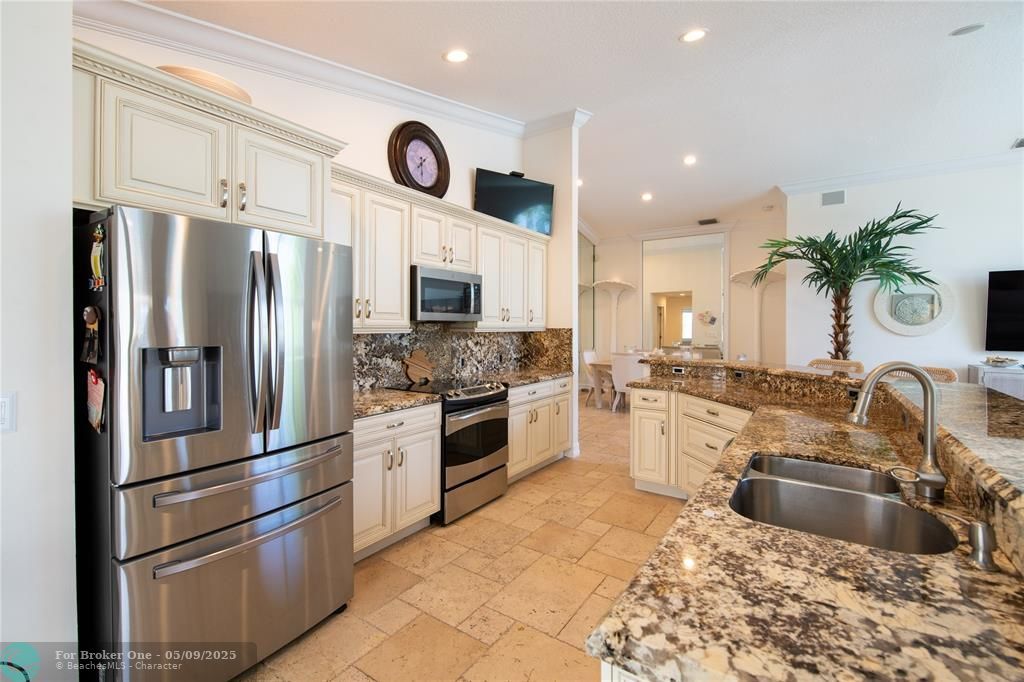 For Sale: $688,000 (3 beds, 2 baths, 1790 Square Feet)