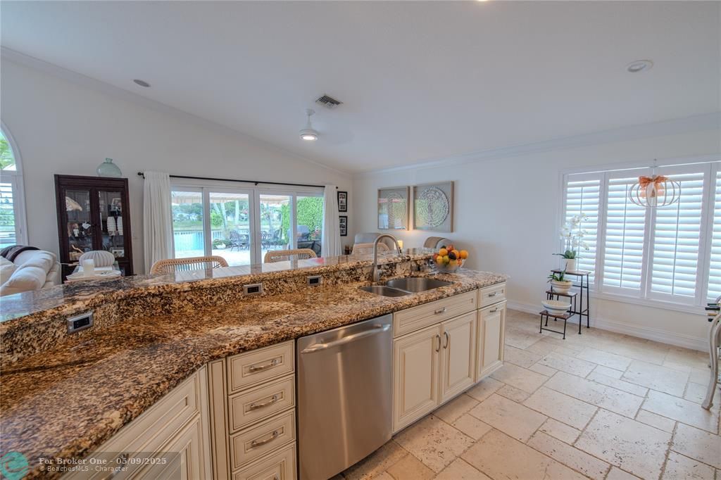 For Sale: $688,000 (3 beds, 2 baths, 1790 Square Feet)