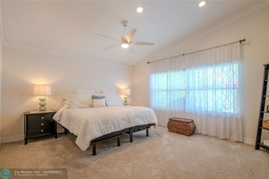 For Sale: $688,000 (3 beds, 2 baths, 1790 Square Feet)