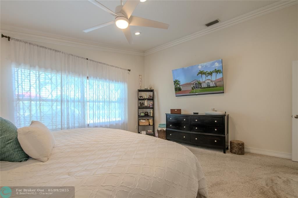 For Sale: $688,000 (3 beds, 2 baths, 1790 Square Feet)