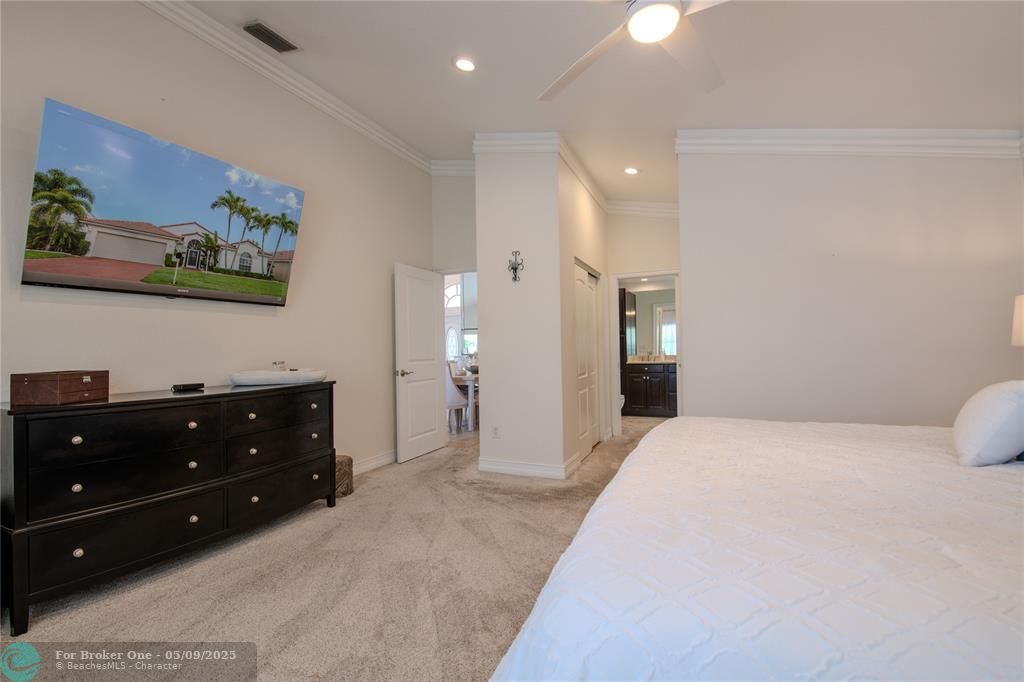 For Sale: $688,000 (3 beds, 2 baths, 1790 Square Feet)