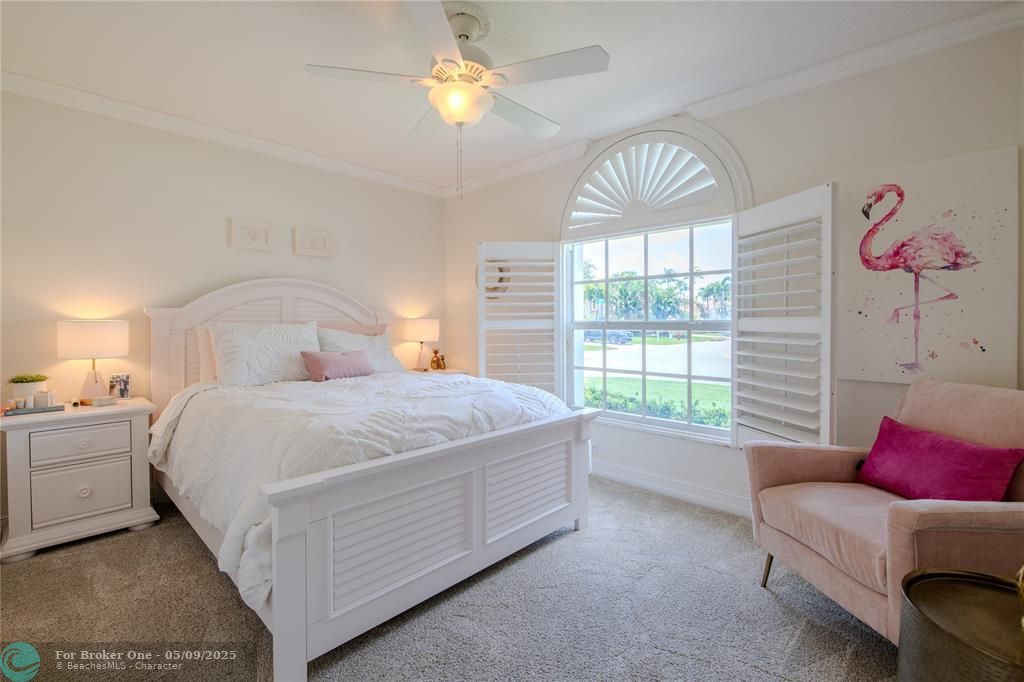 For Sale: $688,000 (3 beds, 2 baths, 1790 Square Feet)