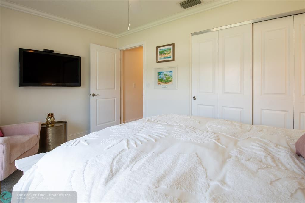For Sale: $688,000 (3 beds, 2 baths, 1790 Square Feet)