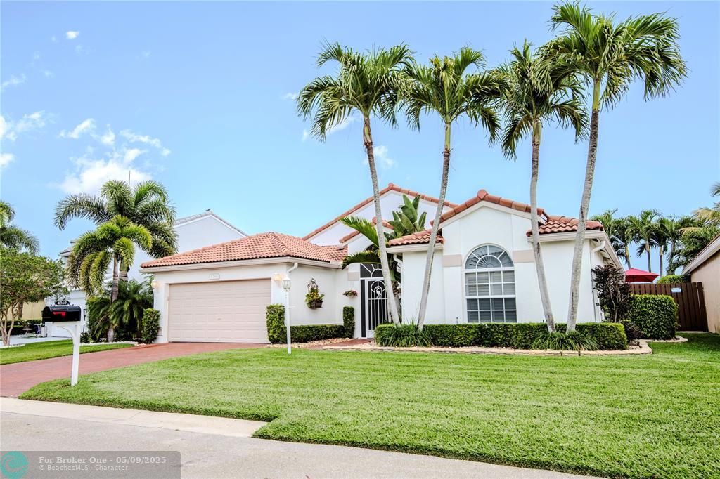 For Sale: $688,000 (3 beds, 2 baths, 1790 Square Feet)